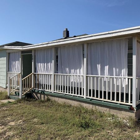 Queen Anne'S Revenge At The Beach Cottage Kitty Hawk Ngoại thất bức ảnh