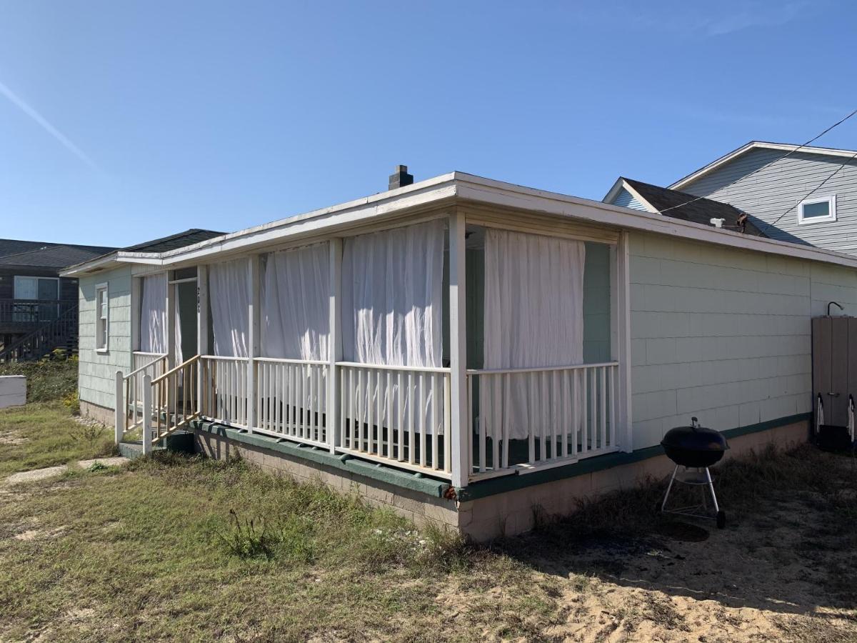 Queen Anne'S Revenge At The Beach Cottage Kitty Hawk Ngoại thất bức ảnh